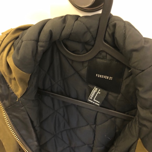 Forever 21 military green jacket - Picture 3 of 3